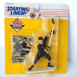 1995 Luc Robitaille Pittsburgh Penguins Starting Lineup SLU NHL Figure and Card